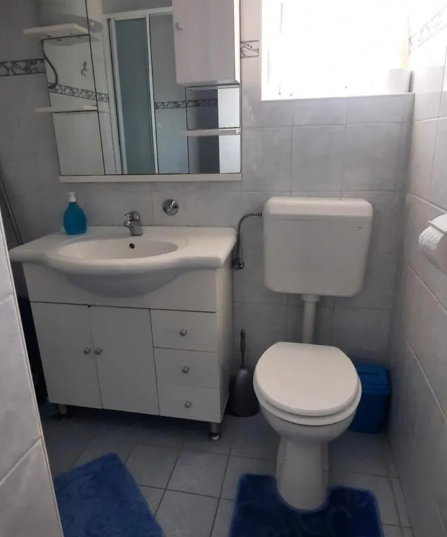 Apartmani Jenny I Tania Lopar Daire