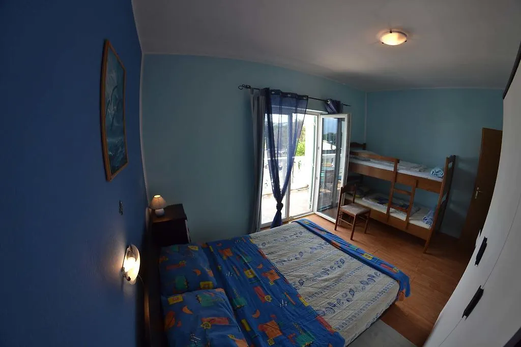 Apartmani Jenny I Tania Lopar