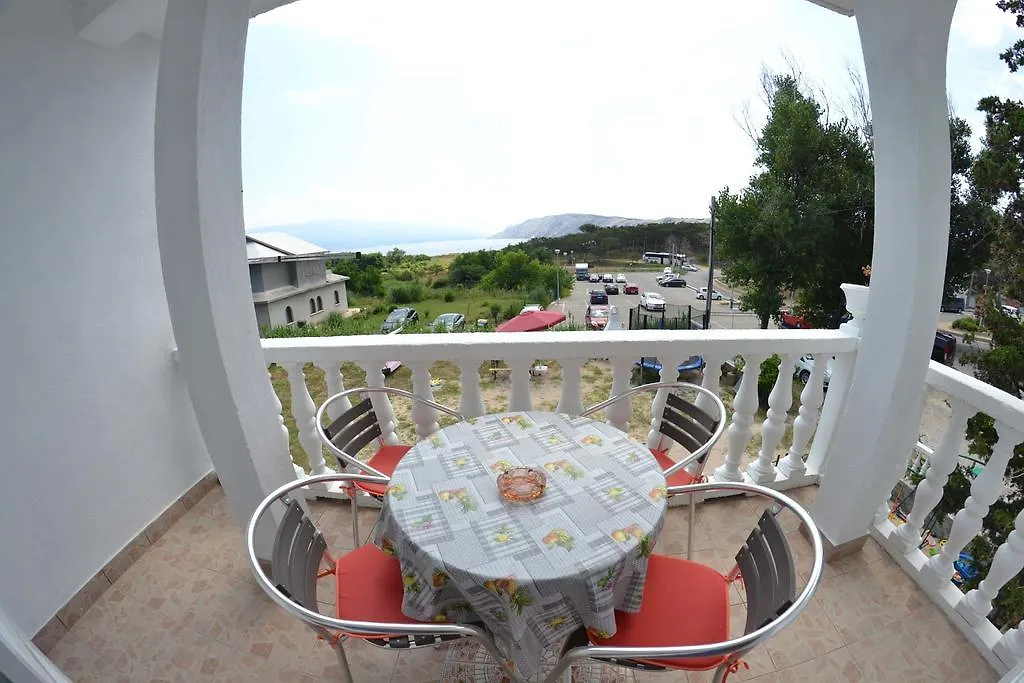Apartmani Jenny I Tania Lopar